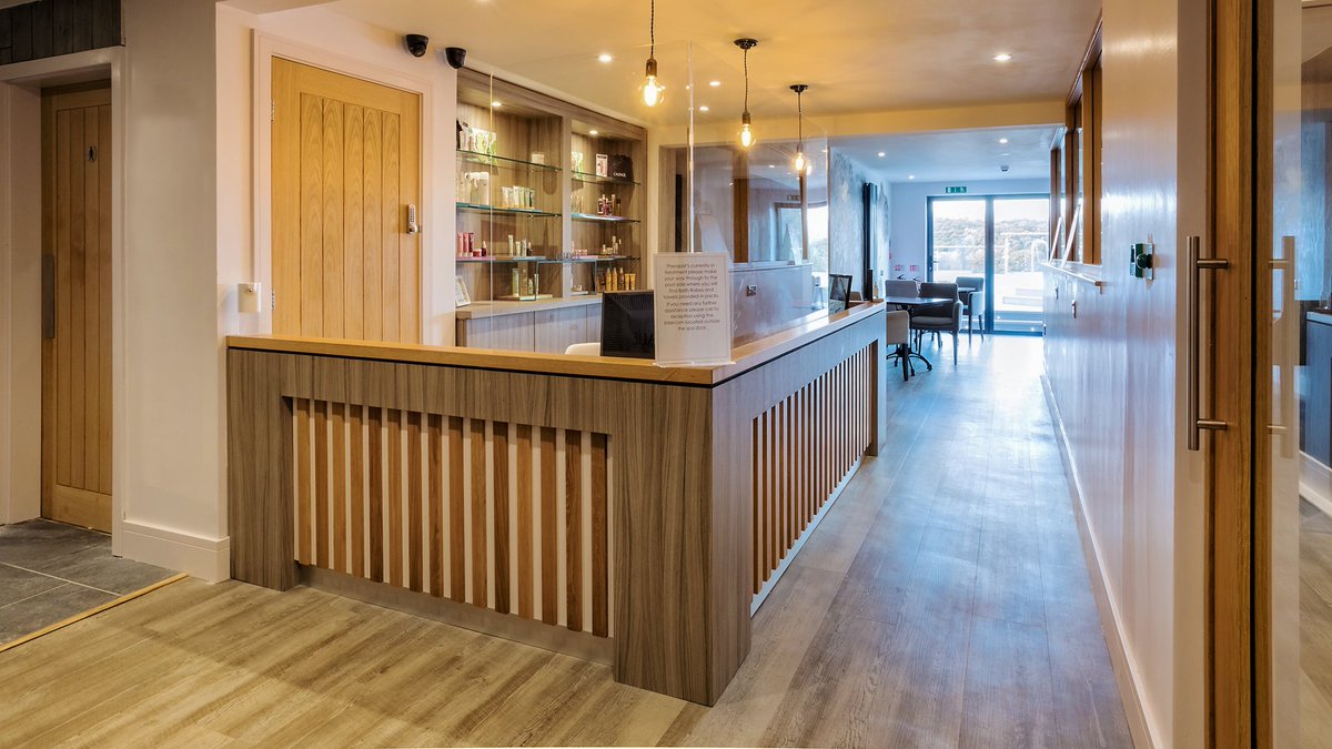 lakeview_spa's tweet photo. Our spa team headed up by Emma are experts it ensuring our guests have the best and most relaxing experience at the Lakeview Spa....

 #spa #expert #positivevibes #spateam #LakeDistrict 

https://t.co/7lLT5JcNtm https://t.co/s2Icy9Atq7