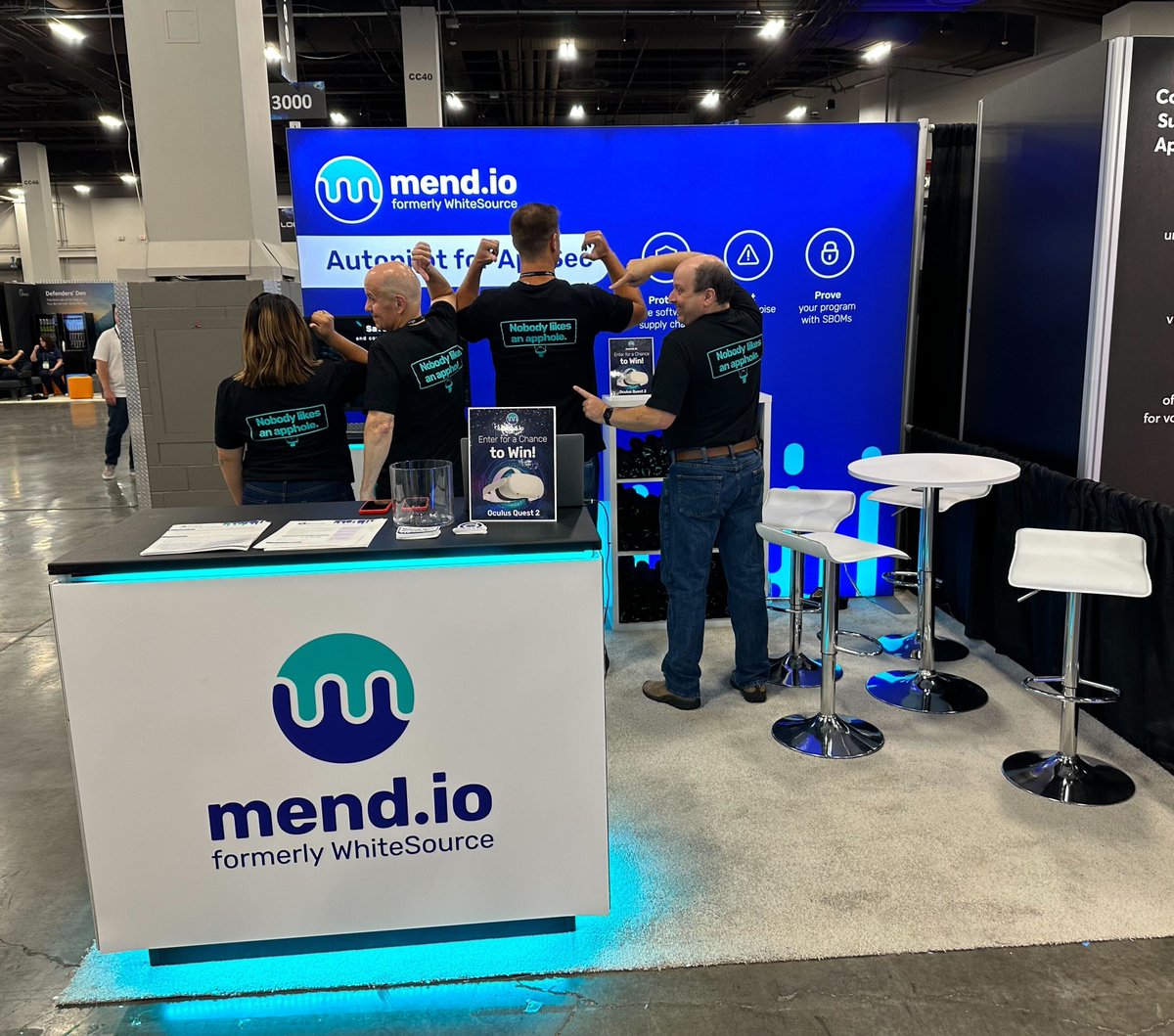Mend_io's tweet photo. 🚨 Don't miss your chance to see the https://t.co/zX0yVYb0f3 platform live! Visit booth #2851 at @BlackHatEvents and enter for your chance to 🏆 win an @oculus Quest 2! Learn more ➡️ https://t.co/qsr3IMGNni

#MendIt #MendTogether https://t.co/mWXBzZzJ7k