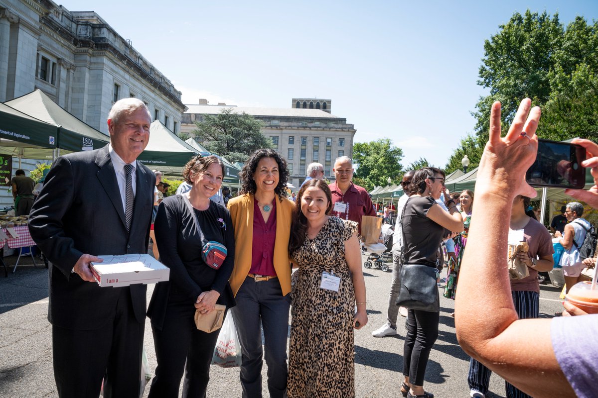 Farmers' markets are the cornerstone of America's food system and agricultural landscape.

With over 8,600 farmers' markets across the United States, consider stopping by one near you this week. #NationalFarmersMarketWeek