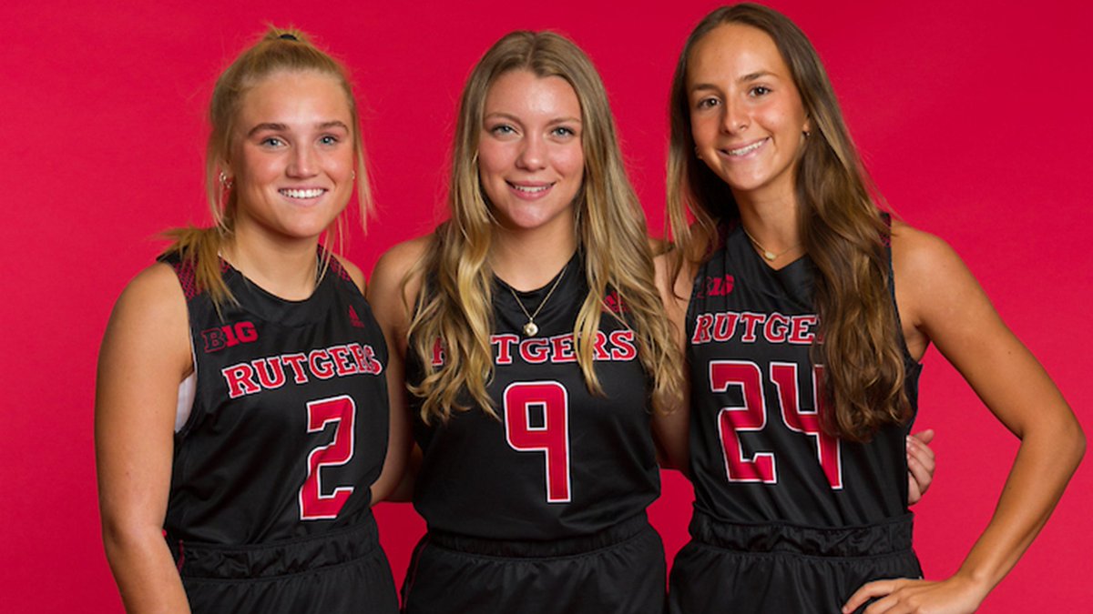 One last press release to complete the fall roster. We'd like to officially welcome three freshmen: 

⚔️Olivia Beattie
⚔️Olivia Fraticelli
⚔️Abbie Zacchini

📰: go.rutgers.edu/mjl3rkax
