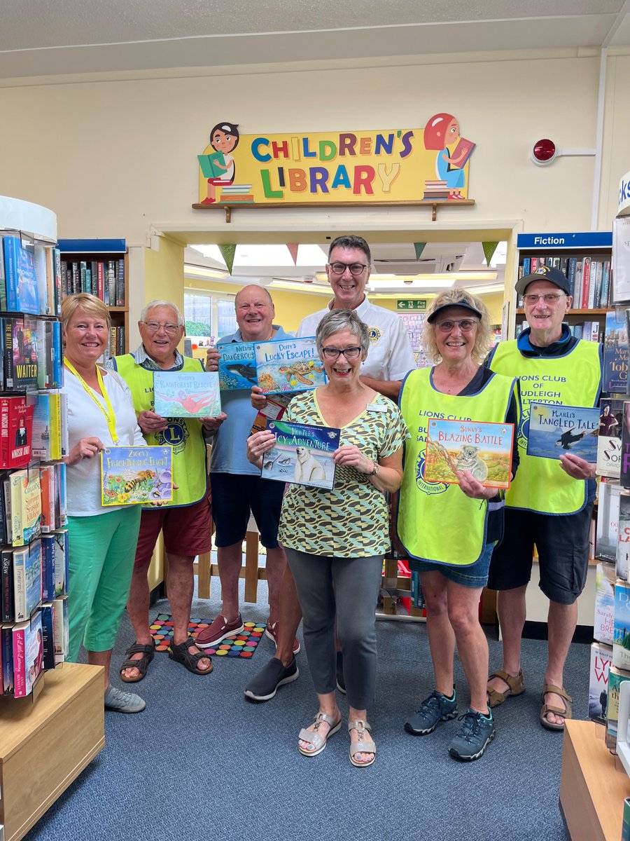 #Budleigh #Lions 🦁 donated a set of @wildtribeheroes #environment books to @BudleighLibrary today #WeServe #LionsGoGreen