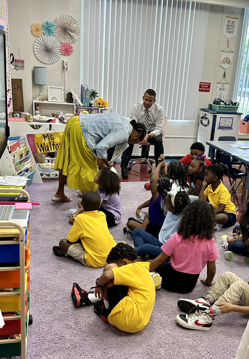 Sue Burkett Baricko (@sue_burkett) on Twitter photo Amazing learning and fun happening already on day one <a href="/BTW_HCPS/">B.T. Washington</a> 🐝
<a href="/ShayliaMcRae/">Shaylia McRae</a> <a href="/VanAyresHCPS/">Van Ayres</a> <a href="/HillsboroughSch/">Hillsborough Schools</a>
#HillsboroughStrong Amazing learning and fun happening already on day one <a href="/BTW_HCPS/">B.T. Washington</a> 🐝
<a href="/ShayliaMcRae/">Shaylia McRae</a> <a href="/VanAyresHCPS/">Van Ayres</a> <a href="/HillsboroughSch/">Hillsborough Schools</a>
#HillsboroughStrong