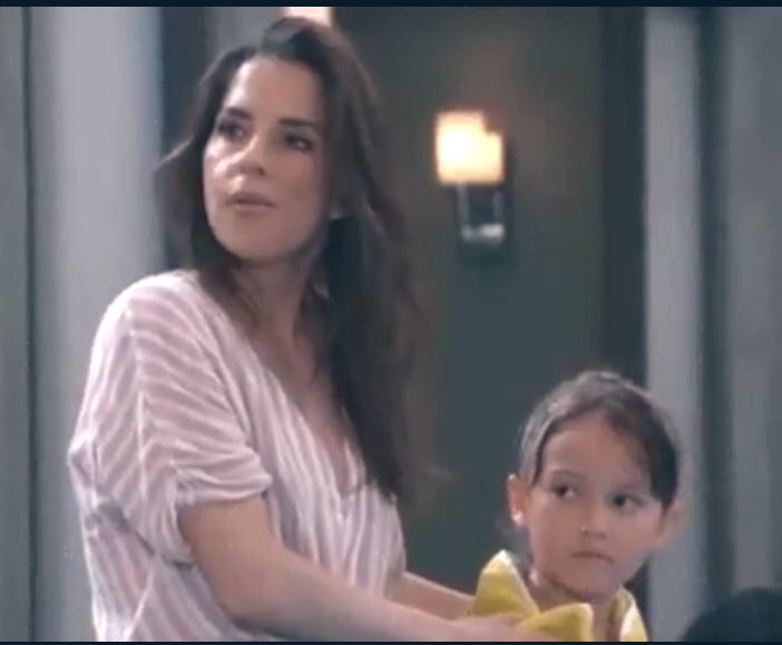 ShirlGCadotte55's tweet photo. Still not over this mom and daughter, mirror looks! Omg π± we need more of #SamNScout #GH60 #Kelly20 https://t.co/YcCikyCdpF