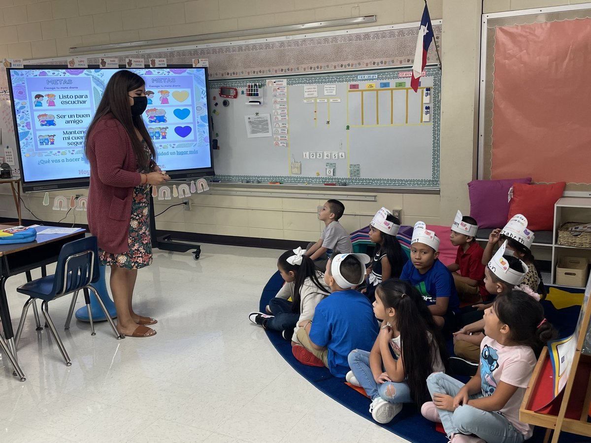 DrFavyCantu (@drfavy) on Twitter photo Welcoming our <a href="/OlesonES_AISD/">Oleson Elementary School</a> teachers. Not skipping a beat, instruction on day one! #MyAldine Welcoming our <a href="/OlesonES_AISD/">Oleson Elementary School</a> teachers. Not skipping a beat, instruction on day one! #MyAldine