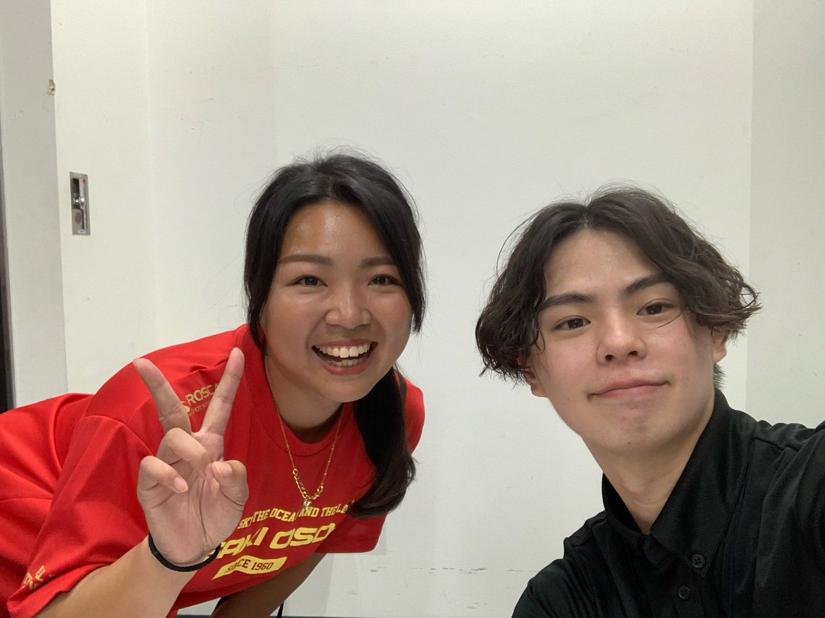 meg_seg16's tweet photo. ファンサブースは神なので
皆さんすぐに抽選行った方が良いです、
抽選券にも限りあります！
サインもお願い出来て最高です、ええ https://t.co/6ZvCVcdM14