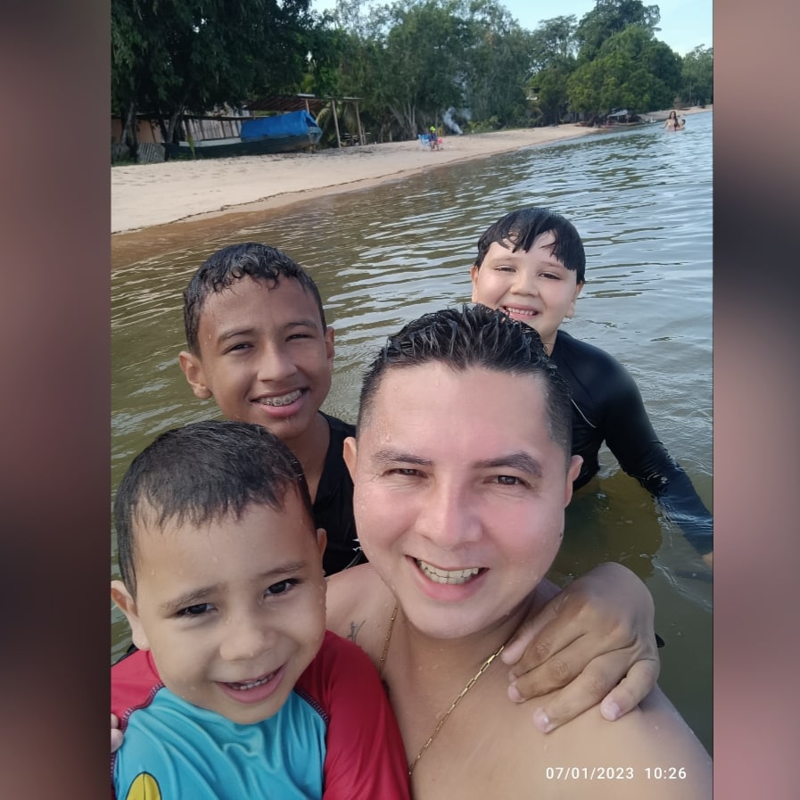 mjuniorlobo's tweet photo. Meus filhos amados Bernardo, Enzo e Benício.
#VCnoJL1 https://t.co/5QJALIsQGl