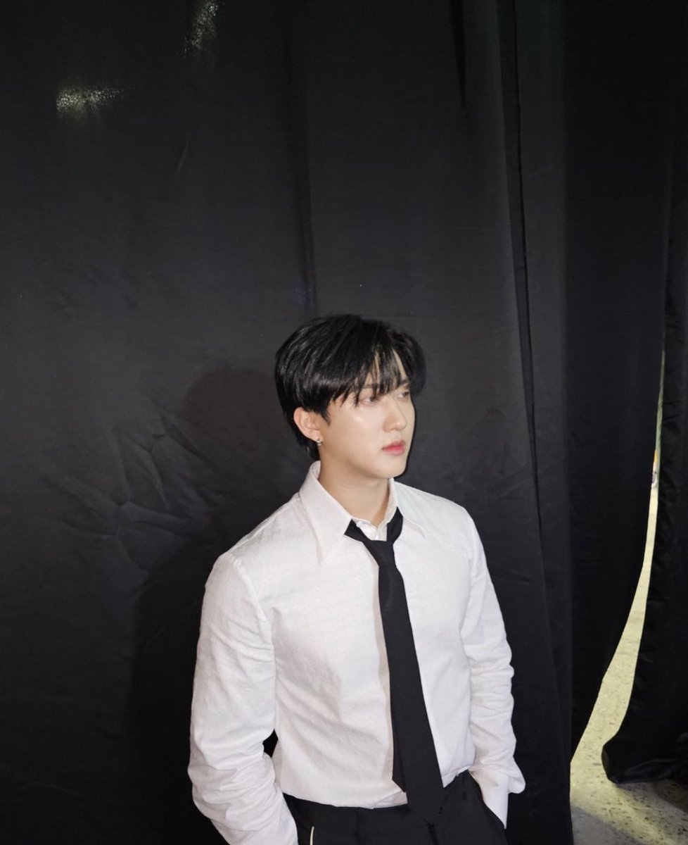 ddeskz's tweet photo. 📸🐷🐰 Changbin en su Instagram personal! https://t.co/baN0J74dZD