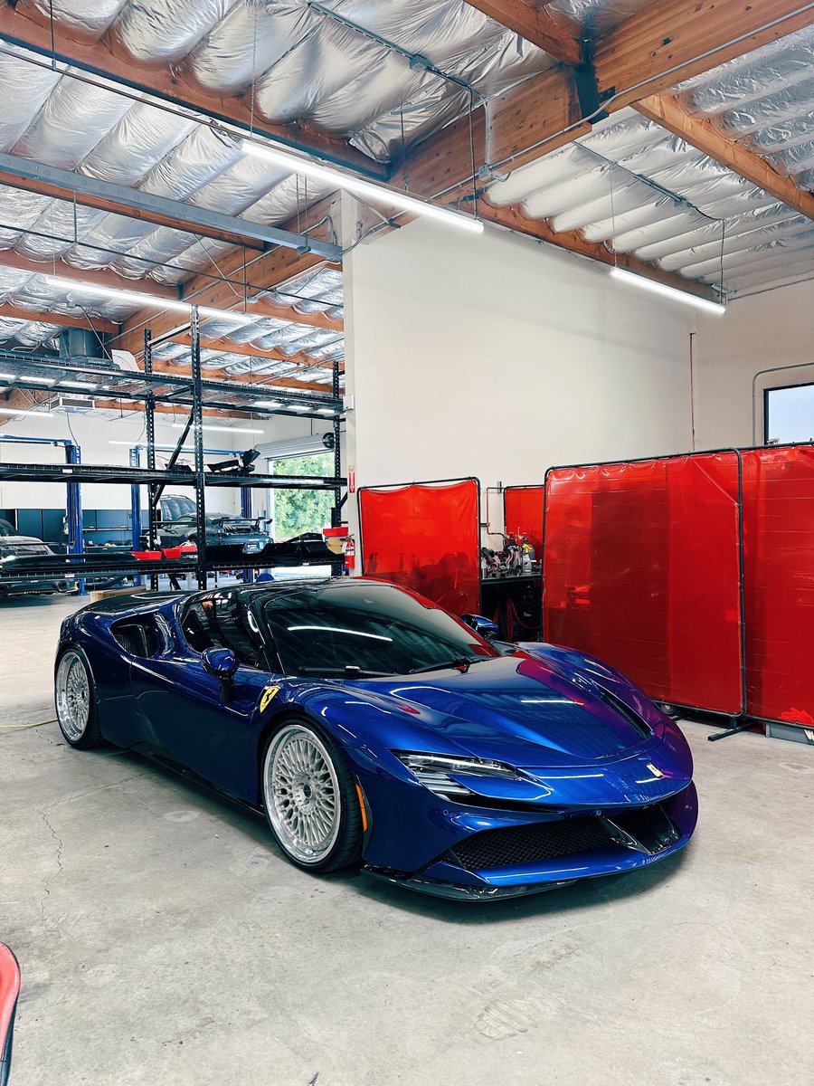 KFLETCH___'s tweet photo. First stop in Southern California. Visiting Boden Autohaus. Ferrari SF90. All done up 💎 https://t.co/Hk83lBTI6A