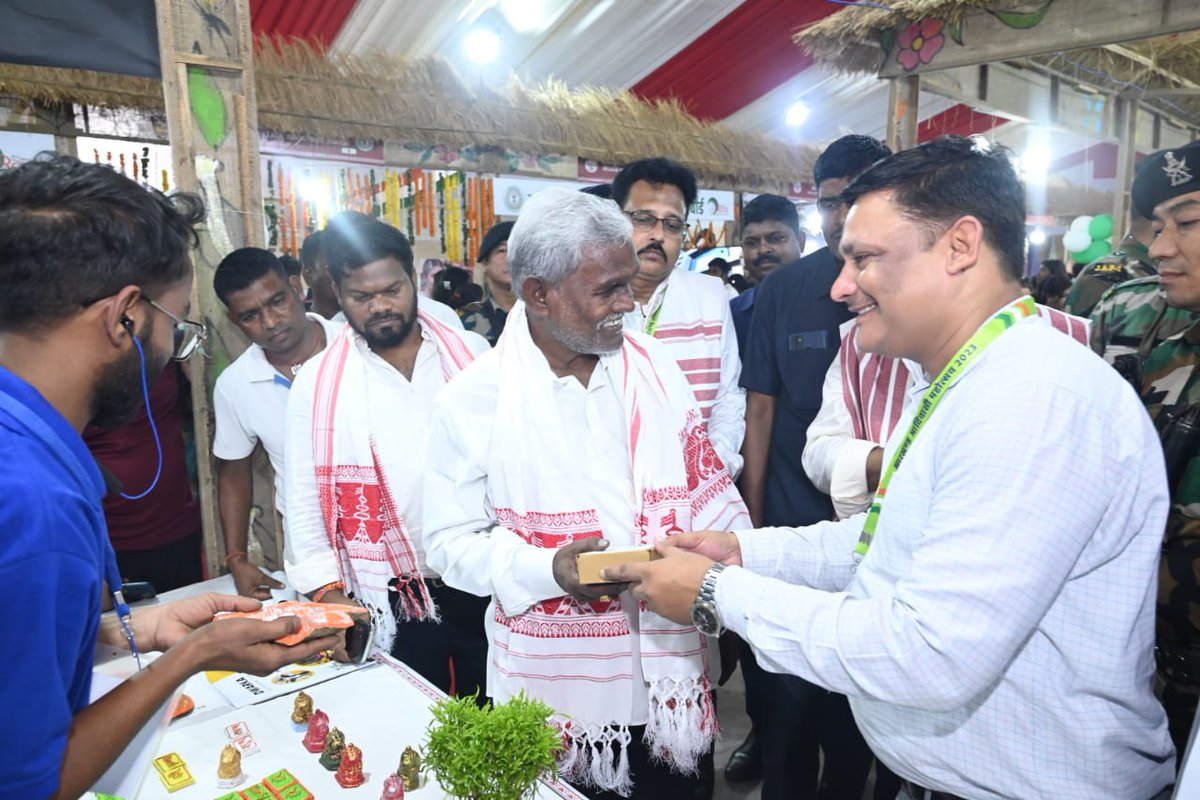 Totalreliefforu's tweet photo. Health camp by TRY on occasion of Jharkhand Adivasi Mahotsav... https://t.co/N9RbhuUpvo