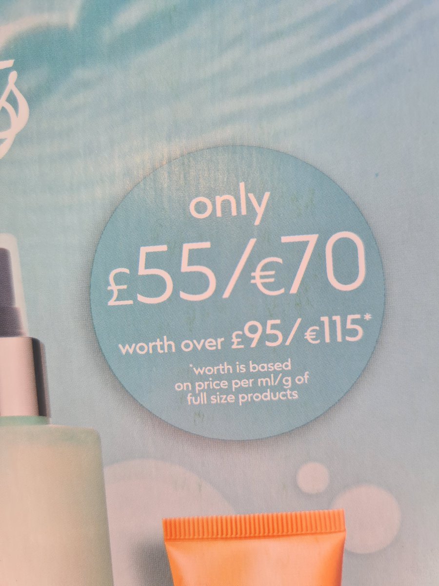 cazcherry's tweet photo. @BootsUK 2nd time I've fallen for an apparent deal on a box of product. 1 full size product and apparently worth £95. However that's based on price per ml/g of full size products. Even photography makes products look bigger. https://t.co/zMHXGy4kRQ