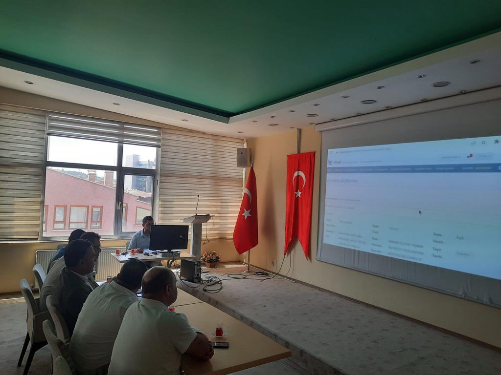 mamakailesi's tweet photo. İlçemiz okullarında eğitim gören özel eğitim öğrencilerimiz için "Taşıma İhalesi" EKAP sistemi üzerinden açık ihale yöntemiyle elektronik ortamda, Şube Müdürümüz Sn.Fatih Küçüker başkanlığında taşıma ihalesi komisyonu tarafından sonuçlandırılmıştır.
@elifozbek36 @FKcker https://t.co/Y56YyOu0hr