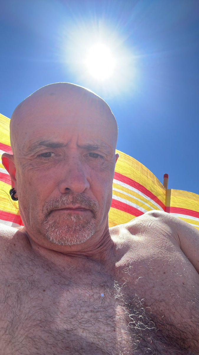 IanChappers's tweet image. A proper beach day at last. Weather been kind today 😎🏖️