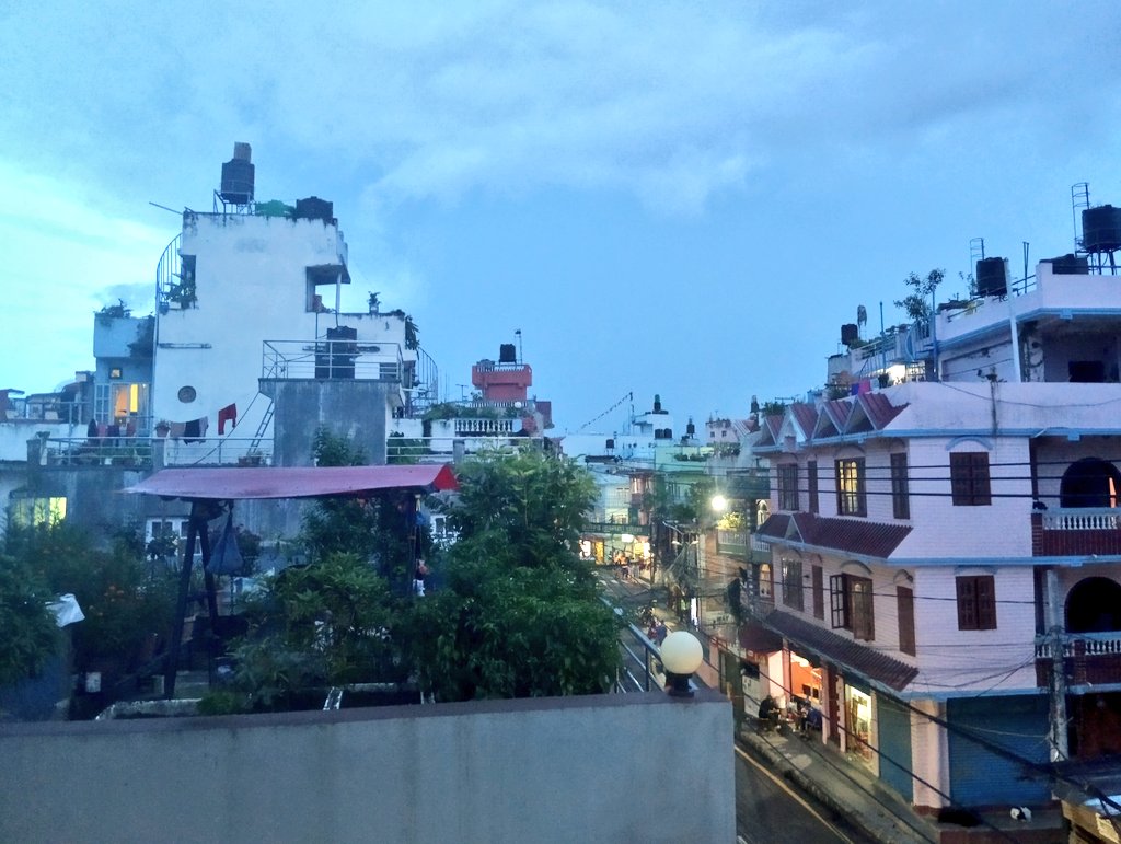 adarsha_20's tweet photo. A glimpse into the evening from @EPARDAFAS – finding beauty in simplicity.
#Simplescene #sweetfeelings #evening https://t.co/xm3XW8B3c3