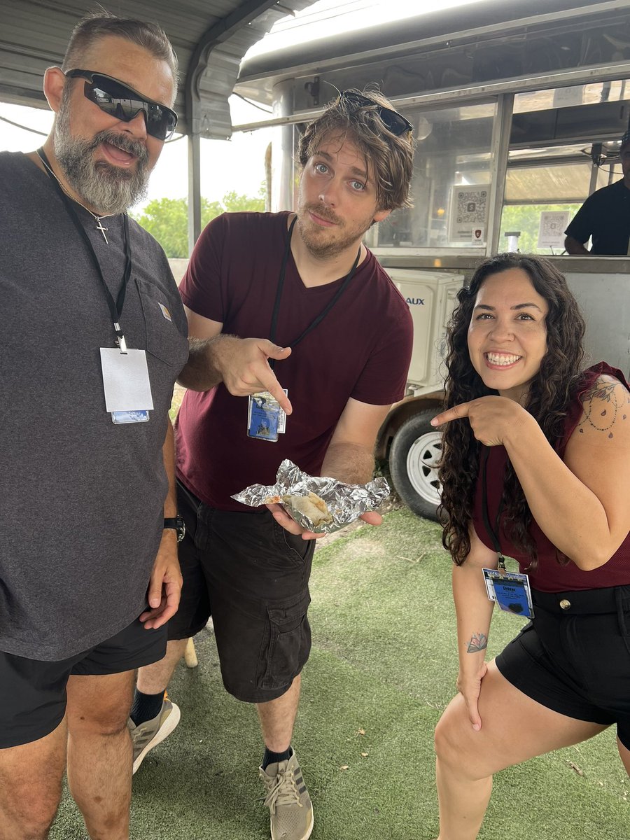 MrsPMiranda's tweet photo. Best tacos on Galm Rd!
Amazing Race
#teamfolks #teamblue https://t.co/1QCRVXzJPd
