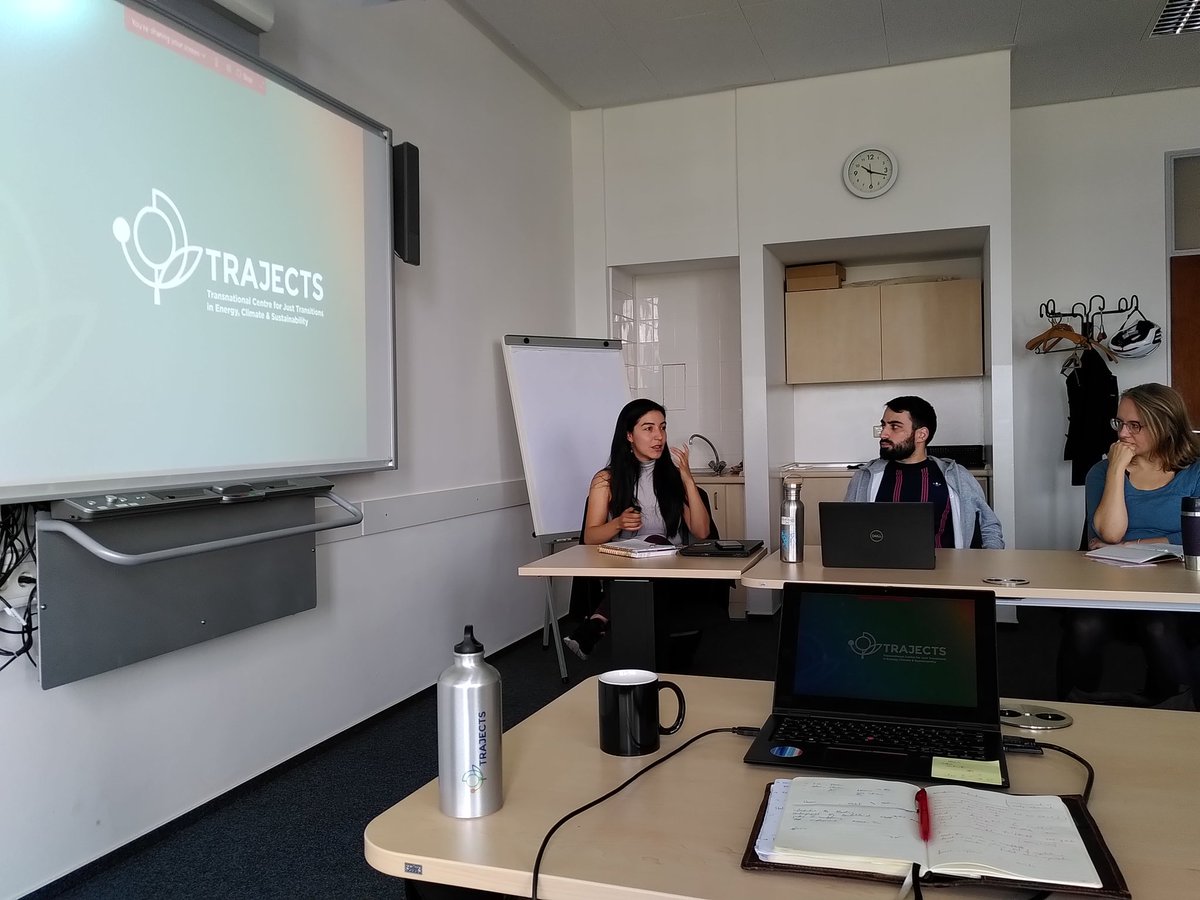 PaoYuOei's tweet photo. Having an interesting FossilExit - TRAJECTS colloquium to share local insights on status of fossil transitions in 🇮🇳🇮🇩🇿🇦🇲🇽🇰🇿🇨🇴 with a focus on inclusion of voices from civil society and unions to enable a truly #JustTransiton
#JETP #CoalExit #GasExit https://t.co/szgGTmHiVm