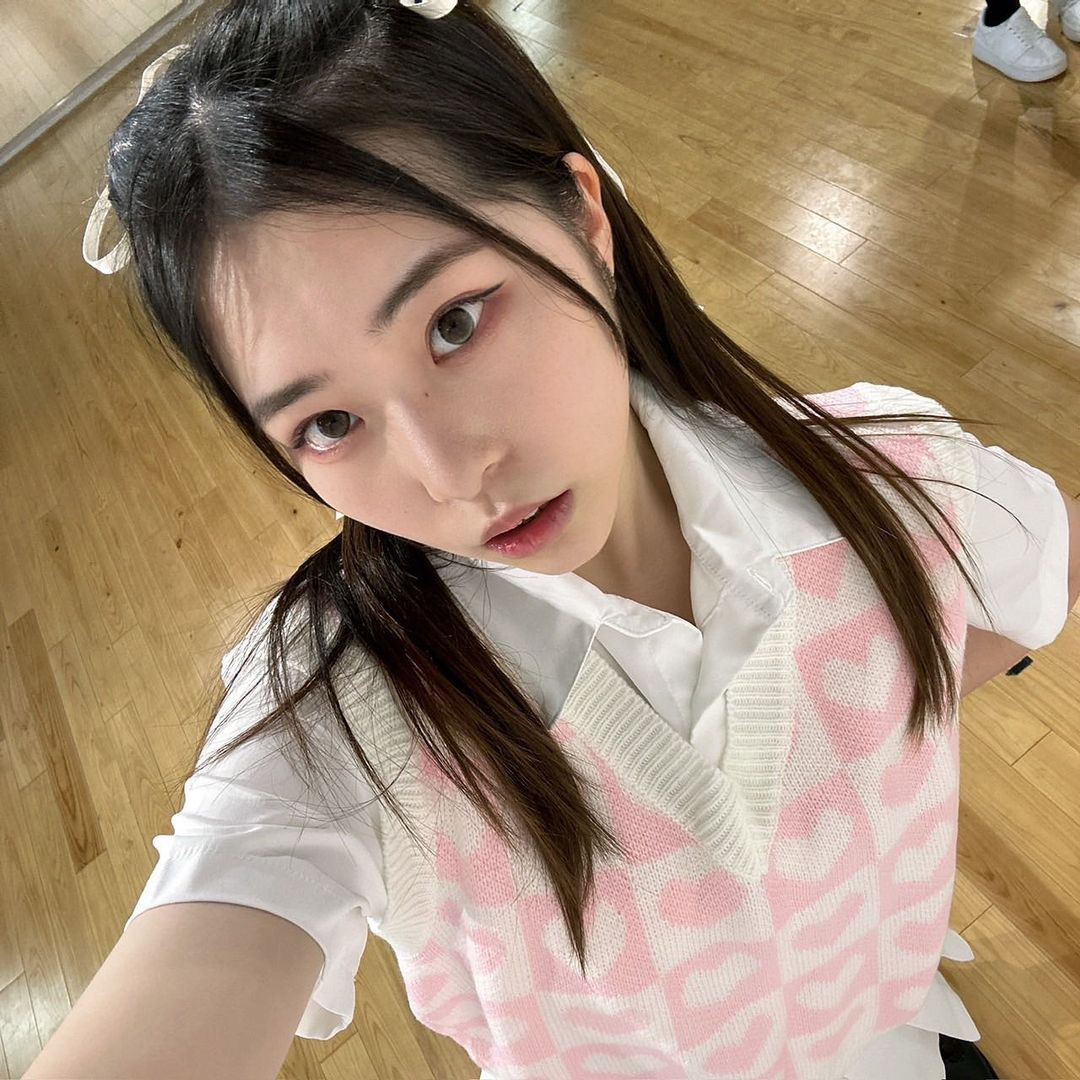 kgirlsource's tweet photo. KISSGIRL's instagram upsate with Erina!

ERINA 過去pic🩷🤍 

#KISSGIRLS #ERINA https://t.co/M0OUW2r6fH