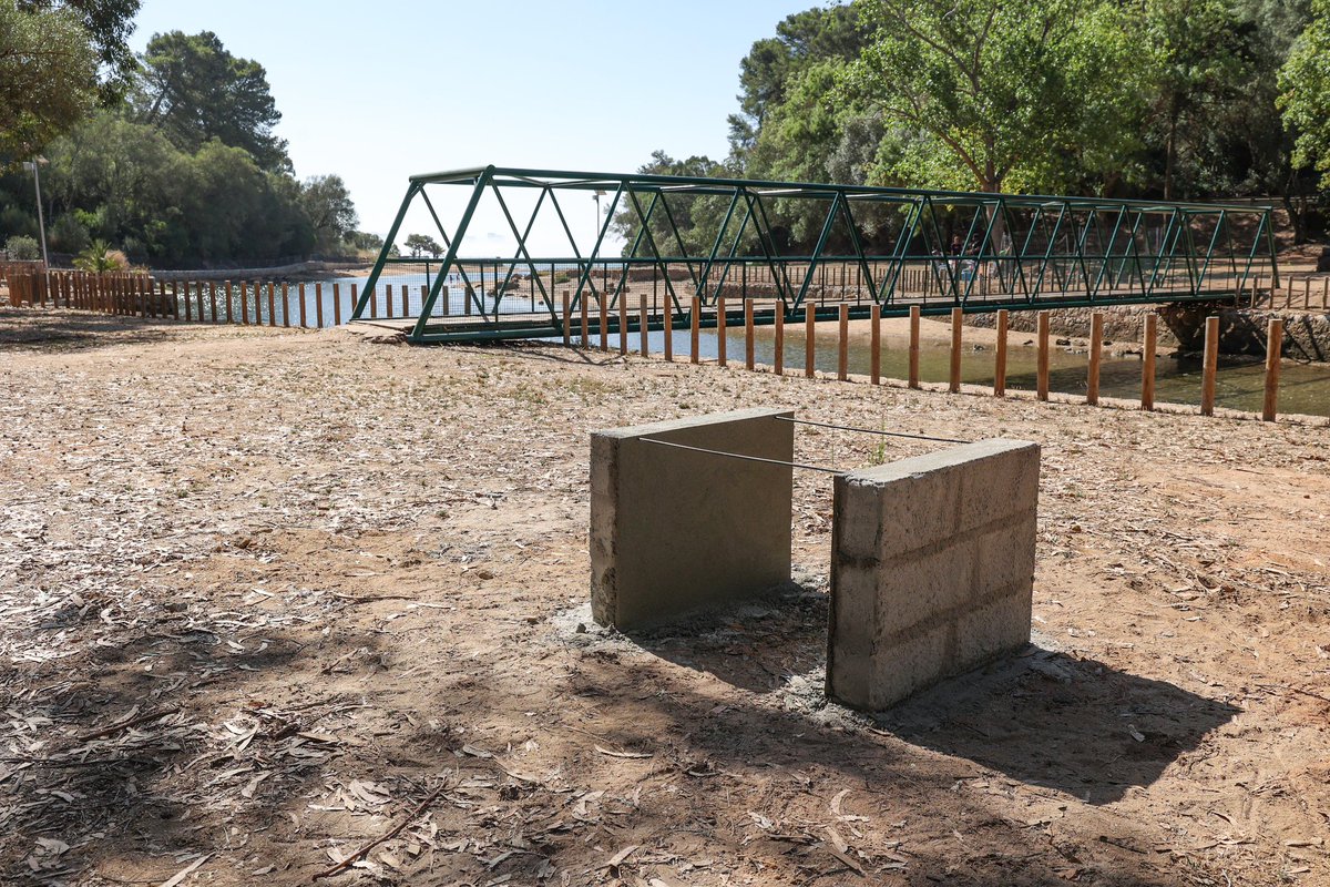 AndreV_Martins's tweet photo. A Câmara Municipal de Setúbal, em parceria com a União das Freguesias de Setúbal, está a melhorar as condições de utilização do Parque de Merendas da Comenda, após a administração central lhe ter atribuído competências de gestão do domínio hídrico local.
#setubal #comenda https://t.co/em79LejG3t