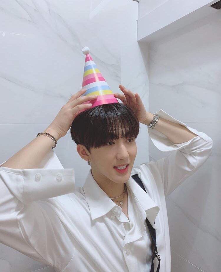 temporarily ia (@sanrioskiz) on Twitter photo 