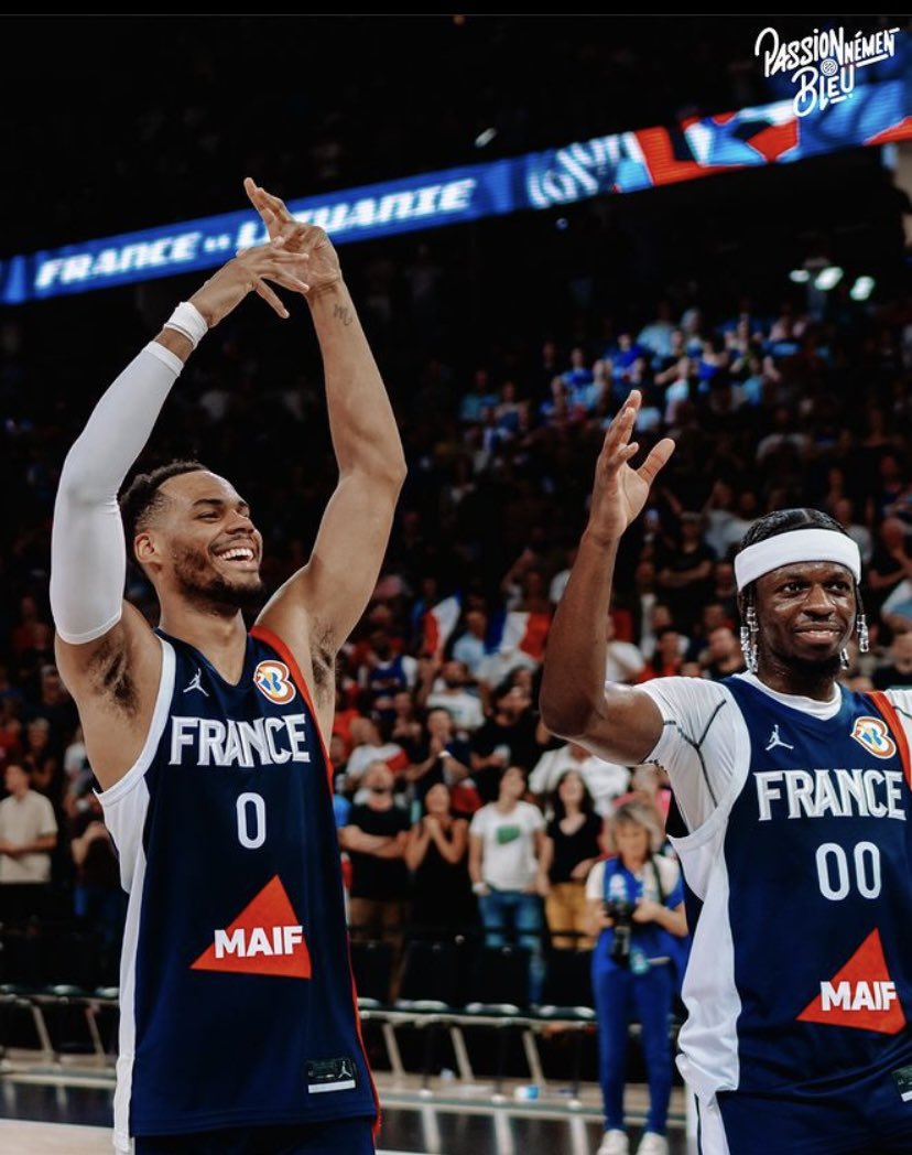 Merci Pau, Montpellier, Orléans, fans de feu ! On To the next, let’s goooo