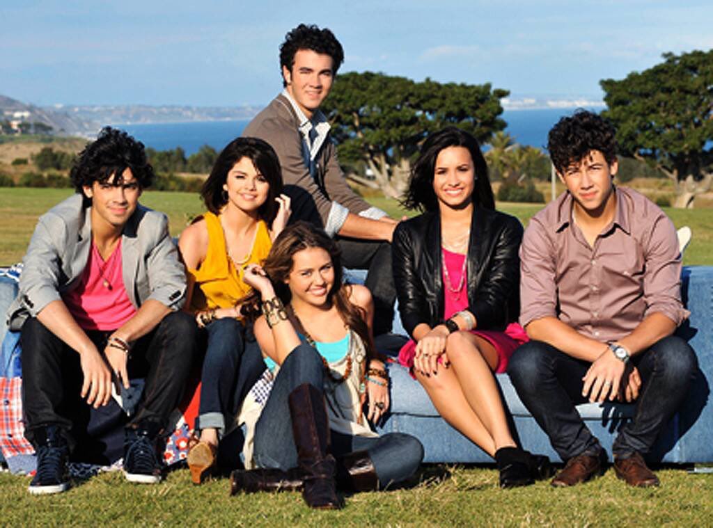 PopBase's tweet photo. 14 years ago today, Miley Cyrus, Jonas Brothers, Selena Gomez &amp; Demi Lovato released their charity single ‘Send It On.’ https://t.co/kg2TH7sw3K