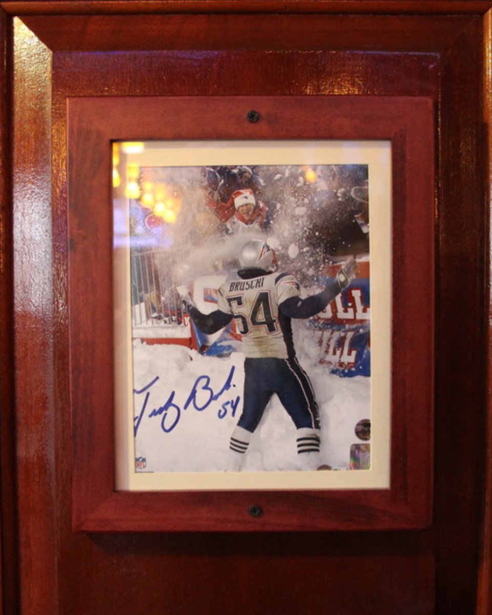 Patriots kickoff preseason tonight at 7 p.m.  One of our classic pieces hanging from our Quincy location of Teddy Bruschi from 2003, week 14 vs. the Dolphins.  

Trivia❓ - Before his endzone snow celebration, name the Dolphins QB Brushci sacked.