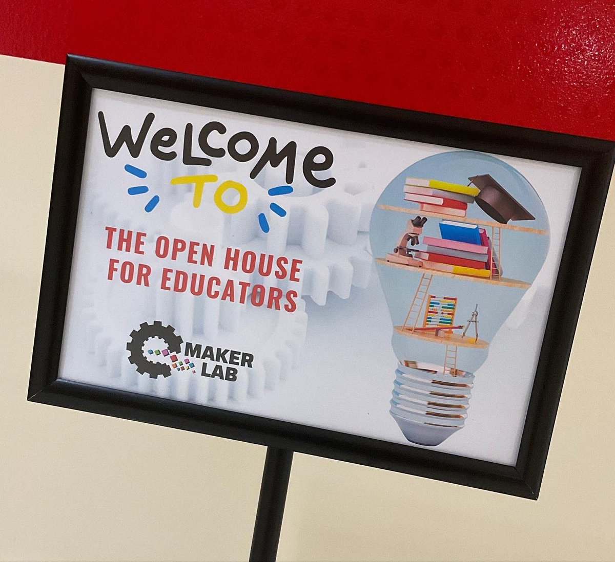 TroyMiamiCtyPL's tweet photo. So many local educators! We have loved sharing our #MakerLab and #TMCPL resources with you over the last few days. 
Thank you!❤️

There is one more Educator Open House scheduled next week. Register at https://t.co/DjUtlqPvFM. https://t.co/2Tb0ePPaDi