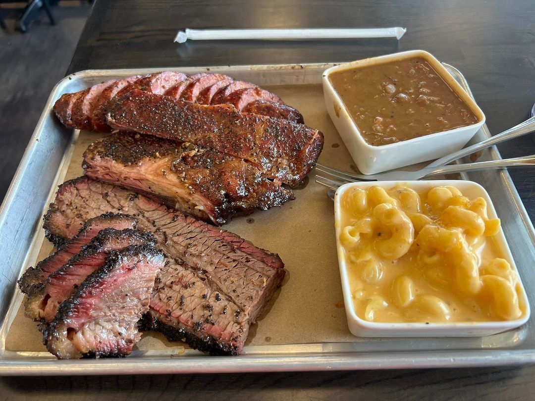 J-Bar-M Smokehouse & BBQ tweet media