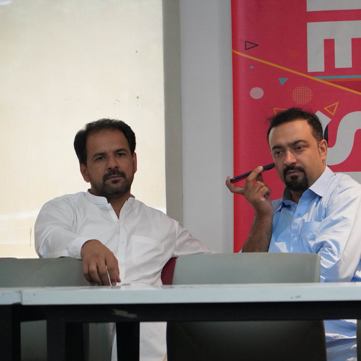 youthinconclave's tweet photo. 🌟A big thanks to Mr. @muhjayAhmad  Co-Founder of @berastores for joining us at TechConnect: Peshawar. Your presence truly enhanced the event, and your contribution made a significant impact.🌟

#ThankYou #TechConnectPeshawar #PeshawarEvent #YIC #Bera https://t.co/uhIHYyqIni