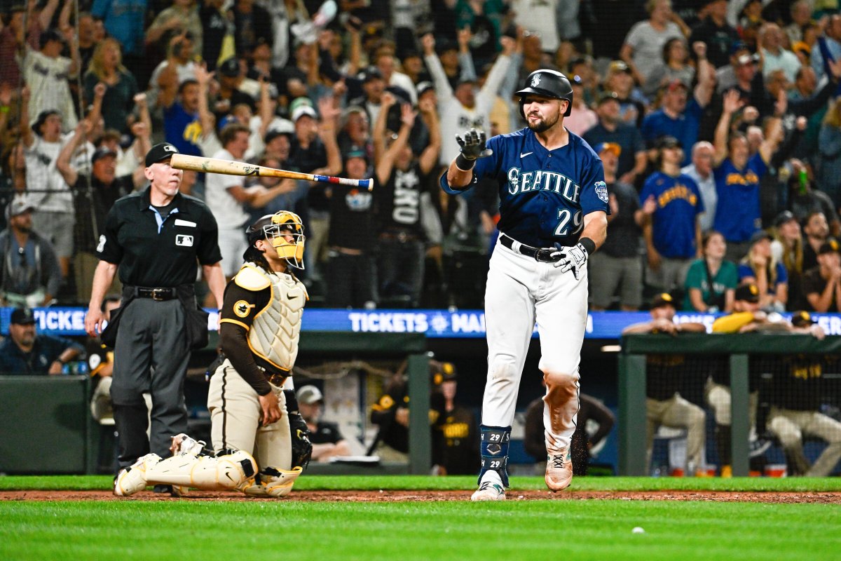 Mariners's tweet photo. Start your morning with some A R T 🖼️ https://t.co/UGLszhbhB4