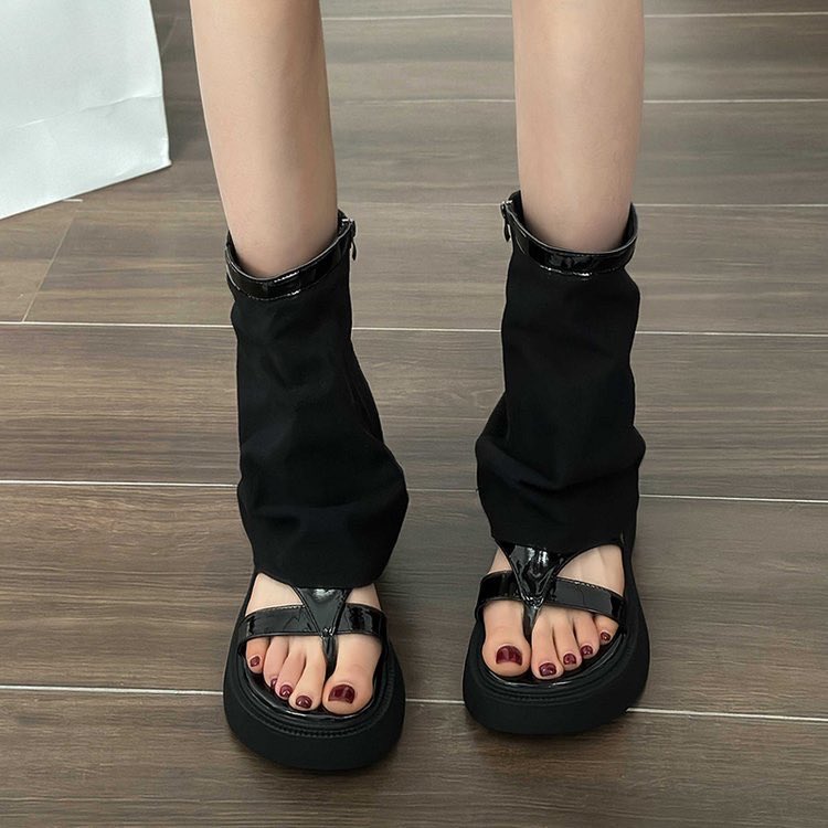 Alinnary_'s tweet photo. อันนี้เป็นรองเท้าเกาหลี ที่เกาหลี้ เกาหลี
ชอบมาก สวย ใส่แล้วรู้สึก เป็นคนมีเทสดี แต่งตัวเป็น ใส่คู่กับกางเกงขาสั้น กระโปรง สั้น โคตรเก๋ไม่ซ้ำใคร !! คู่นี้ควรมีติดตู้จริงๆนะ 🤎🖤

พิกัด👉🏻 https://t.co/er2JEmg9Wu https://t.co/yeiDYE4ah6