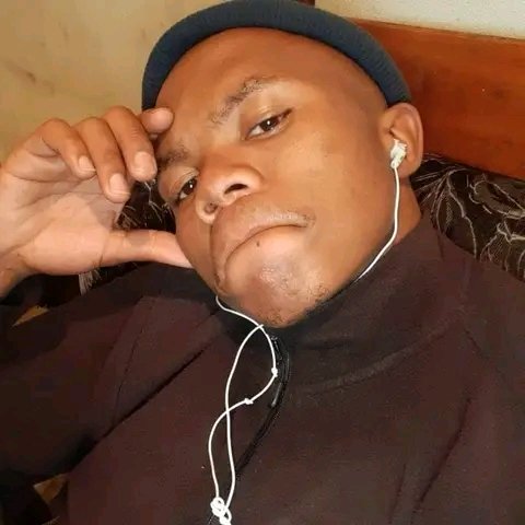 BonganeAlson's tweet photo. #NewProfilePic https://t.co/uKSDL6Lo8K
