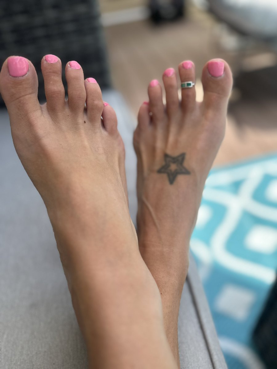 jacintafeet's tweet photo. @cult_of_dez It’s been so long since I’ve posted 💜 https://t.co/hasLUYsxsH