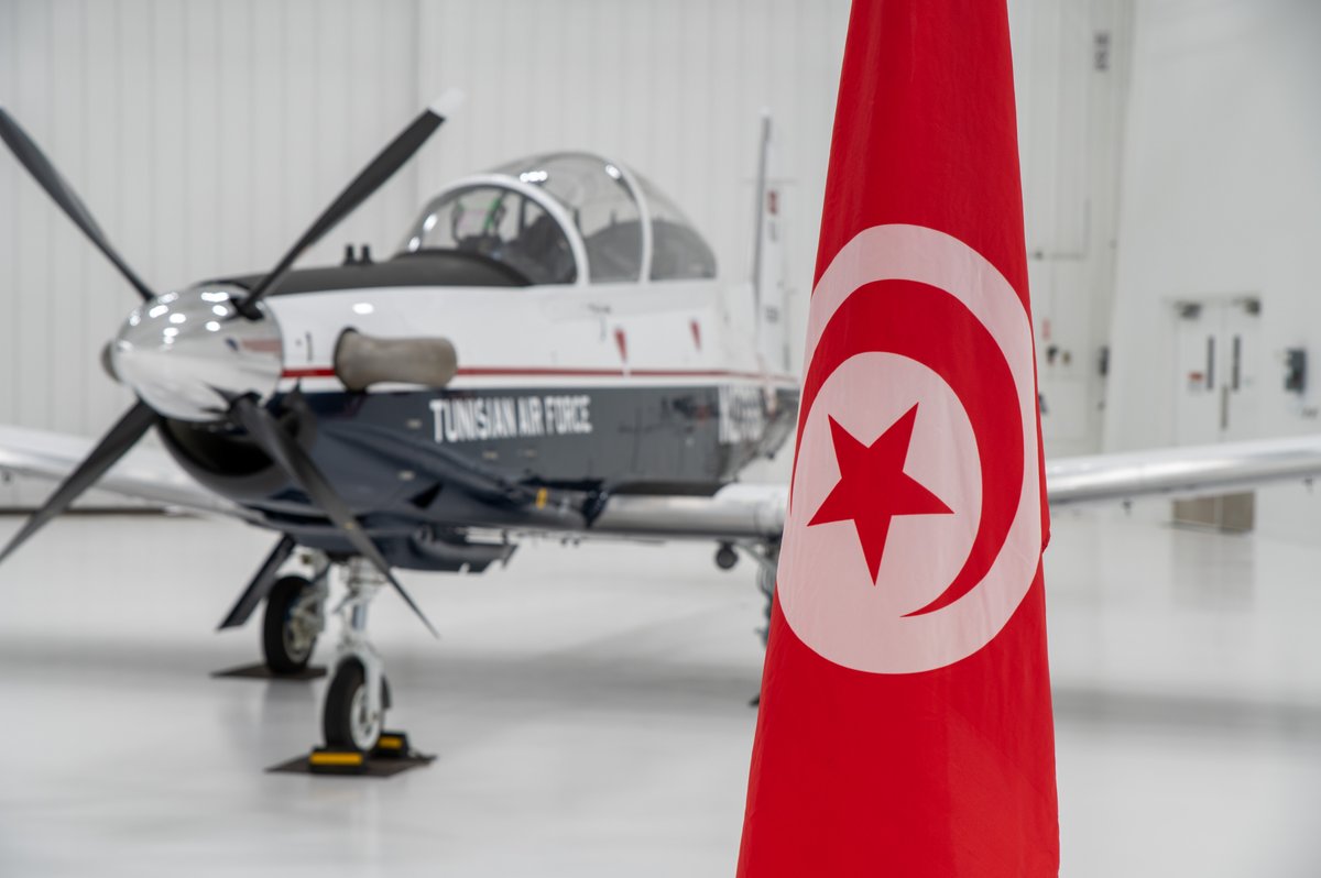 Textron Aviation Defense today announced the arrival of the eighth @Beechcraft T-6C Texan II aircraft in support of Tunisian Air Force pilot production at No. 13 Squadron at Sfax Air Base in Tunisia.

Learn more at bit.ly/0810News.

#FlyBeechcraft #beechcraft #avgeek