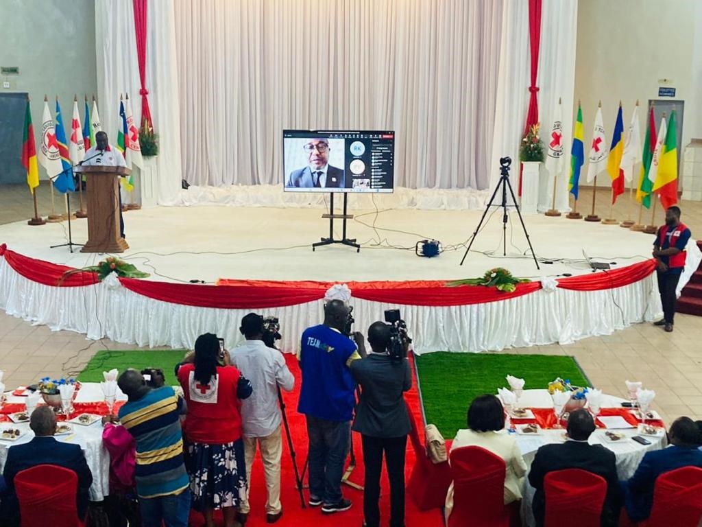 IFRCAfrica's tweet photo. #COSNAC meeting started yesterday in Yaounde, #Cameroon.

For 3 days, leaders from 7 #RedCRoss NSs will take stock of their achievements/lessons learned &amp; develop a joint plan of action to address mounting humanitarian challenges across #CentralAfrica. https://t.co/nXC3t7q5En