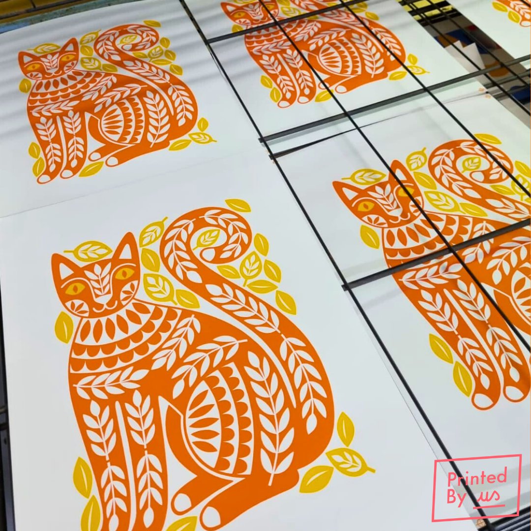 🌟 Introducing our “Lucky” screen-print in Ginger! 🐱✨ Designed by @KarolineRerrie, this folk art-inspired feline comes to life in a new colour-way 🎨 Available now in-store at @OrchardSquare or online at 👉 printedbyus.org/products/lucky… #PrintingPositiveChange