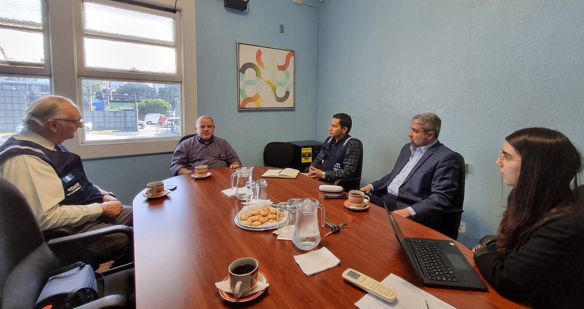 CACIFGuatemala's tweet photo. #PROE2023
Esta mañana, miembros del Programa de Observación Electoral #PROE de #CACIF se reunieron con la @junta_electoral, quienes compartieron que han realizado capacitaciones y ya se encuentran coordinados en temas logísticos y administrativos para la #SegundaVuelta electoral. https://t.co/gWMkAA6UYS