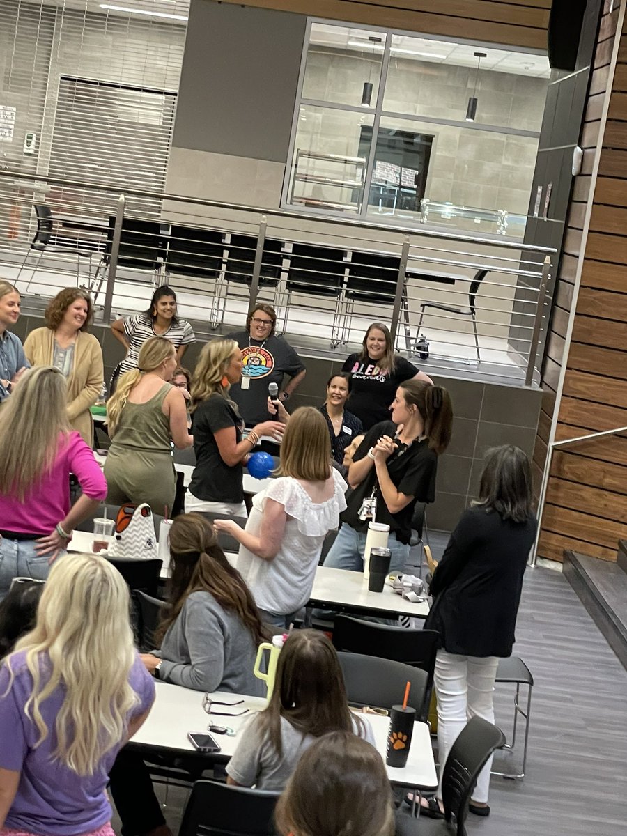 Always a blast hanging out with K, 1st, and 2nd teachers! #AllinAledo <a href="/AledoISD/">Aledo ISD</a>