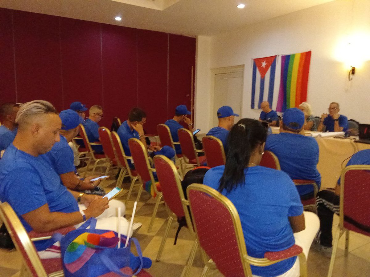 Hector871708's tweet photo. Se desarrolló la reunión Nacional de Coordinadores Provinciales de la #RedHSHCuba con un fuerte debate en relación al trabajo interno  y externa de nuestra organización.
#JovenClubMayabeque
#Mayabeque 
#CubaPorLaVida https://t.co/l99QyLMD26
