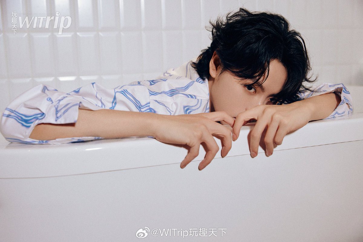ForXiaoYuLiang's tweet photo. #xiaoyuliang for WITrip玩趣天下 magazine 

#肖宇梁 #肖宇梁rainco https://t.co/CRP8pOijsZ
