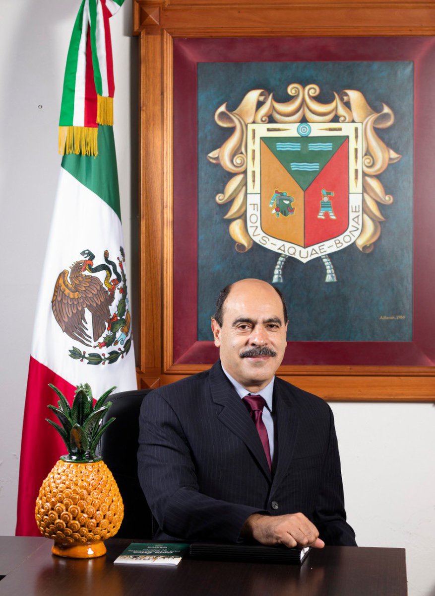 LetyVarela's tweet photo. ‼️No tienen perdón de Dios‼️

#Buba y #Canela eran dos 🐕 🐕 amorosas y felices que fueron presuntamente balaceadas por el alcalde de Tangancícuaro #Michoacán David Melgoza y 2 escoltas

@FiscaliaMich ya investiga 
#JusticiaParaBUBAyCANELA
#MaltratoAnimal

https://t.co/GZxqyQbPkm https://t.co/Vpj36Mqpgl