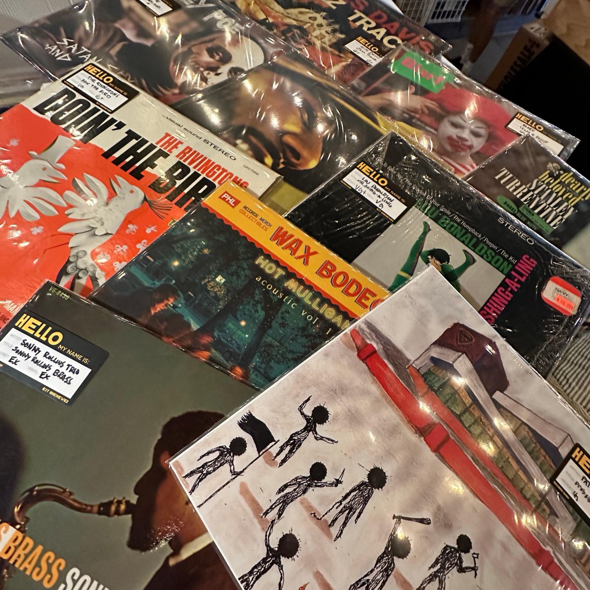 vintage vinyl recent arrivals

#sonnyrollins #hotmulligan #patthebunny #therivingtons #loudonaldson #common #stanleyturrentine #blarf #ericandre milesdavis #harveypoe