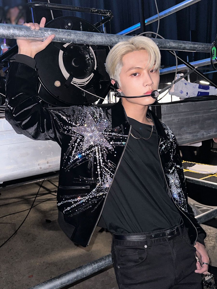 ENHYPEN_members's tweet image. 엔진~ 오늘 무대 봤나요?😁
한국 콘서트로 엔진분들 만난 지 벌써 2주나 됐네요
하트 드림 어워즈는 처음이었는데 오늘도 엔진 여러분 만날 수 있어 행복한 밤이었어요
여러분도 행복한 밤 되세요 🌙 ❤️

#ENHYPEN #JAY #K하트드림어워즈