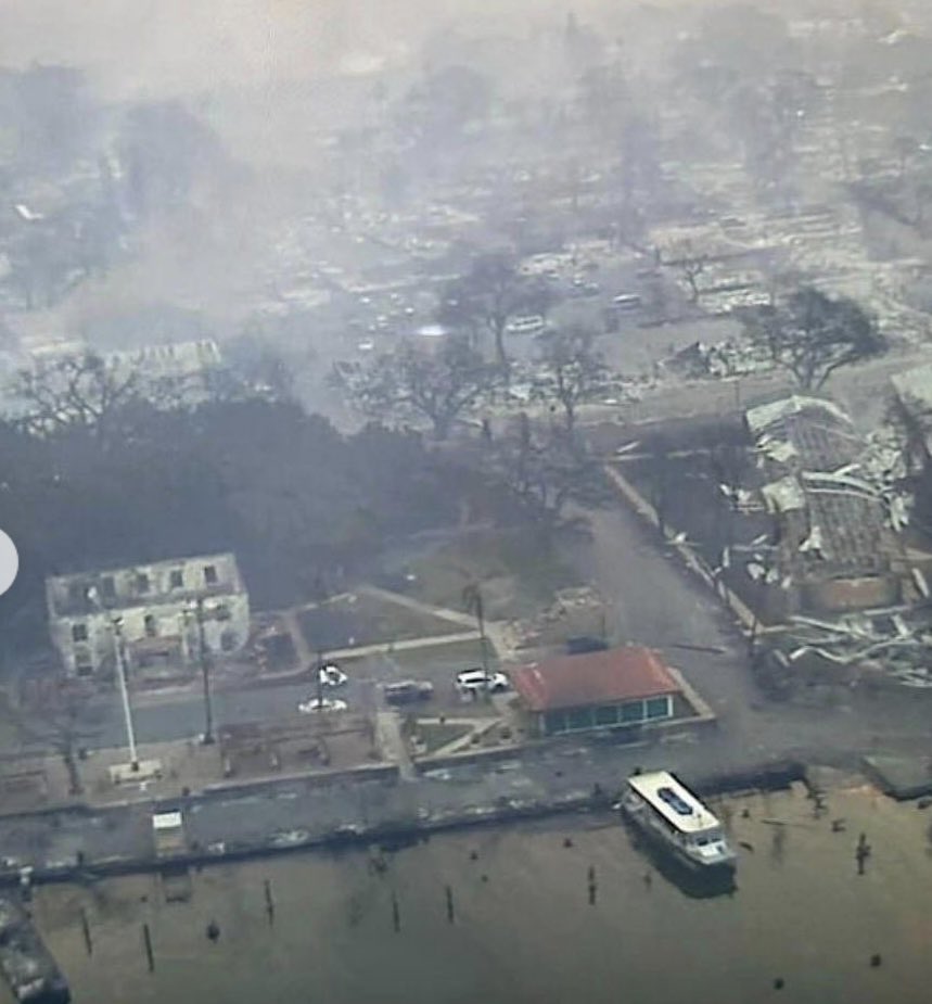 marks808's tweet photo. This tragic fire happening on Maui has been unbelievable to see. The loss of life and property is so heartbreaking. Our friends, family and neighbors there need our help in any way we can support them. Donate to an established relief organization. #MauiStrong #Hawaiiastrong https://t.co/BUEaOI6oTW