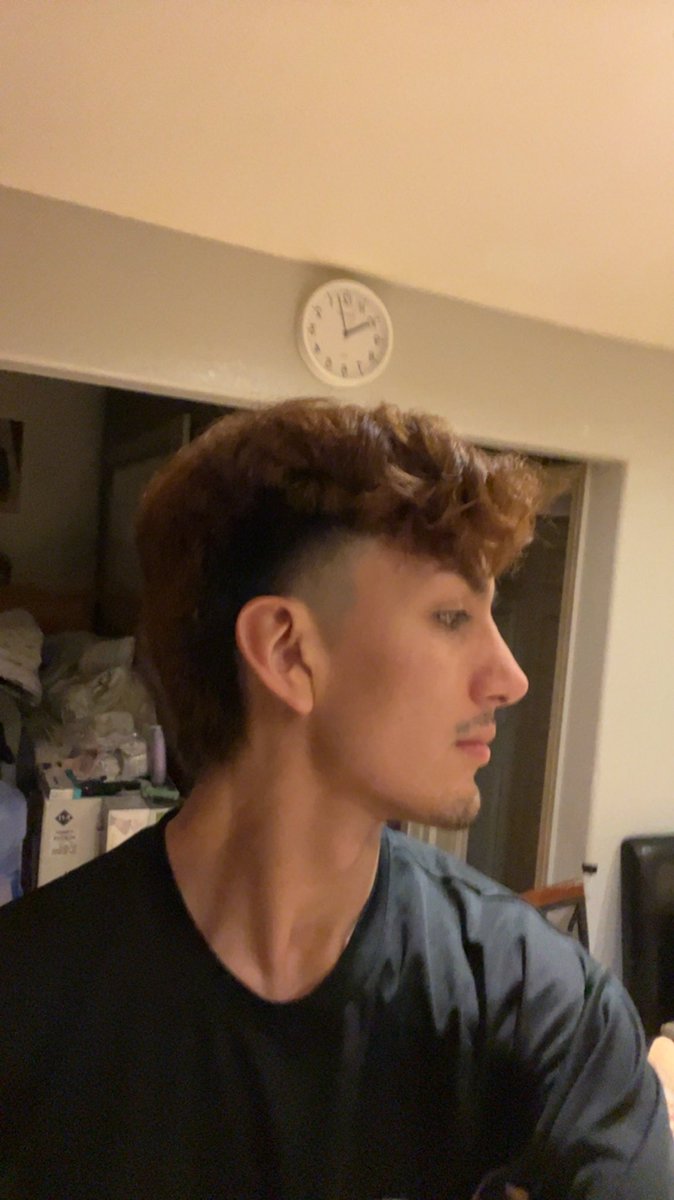 xk1usive's tweet photo. Also here’s my haircut, it’s kinda cute idk. https://t.co/mmqdrVehYD