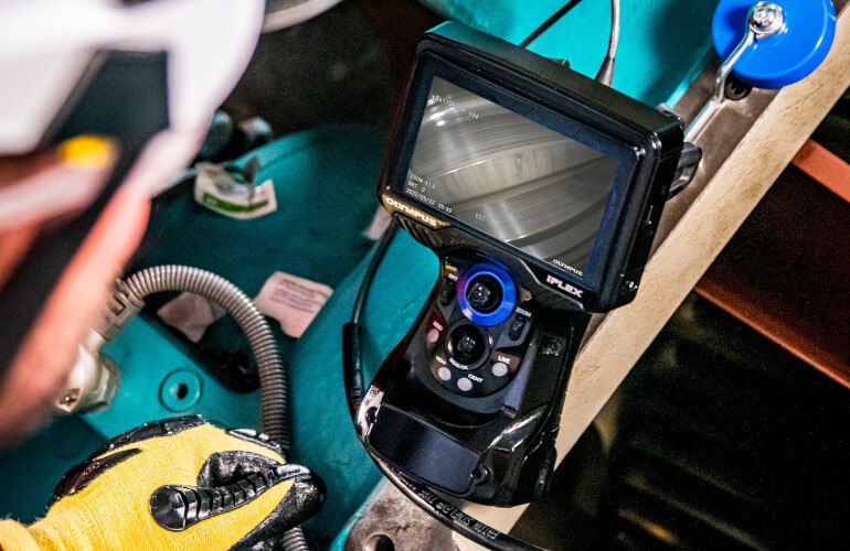 Windpower_Eng's tweet photo. 💡 Tips for wind gearbox inspections using a #borescope » https://t.co/hHmFfzREPu https://t.co/ayvkeq8yJE