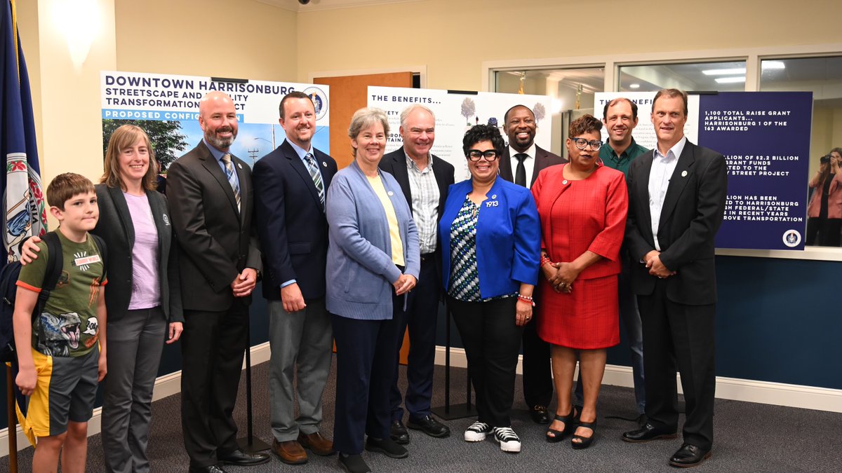 Senator Tim Kaine tweet media