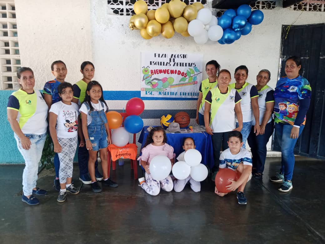 UEJP76's tweet photo. Plan Agosto de Escuelas Abiertas en la Esc Josefina Pimentel de Monay del CDCE La Paz Municipio Pampán #Trujillo @_LaAvanzadora @PtmsTrujillo
@gtorodelara 
@MPPEDUCACION @DIFD_Trujillo @ViceIP  @cdcetrujillo @Twitera74 @vicent_carvajal @DGCPatrimonioy2 #VenezuelaRecuperóLoSuyo https://t.co/07fRbkmE8W
