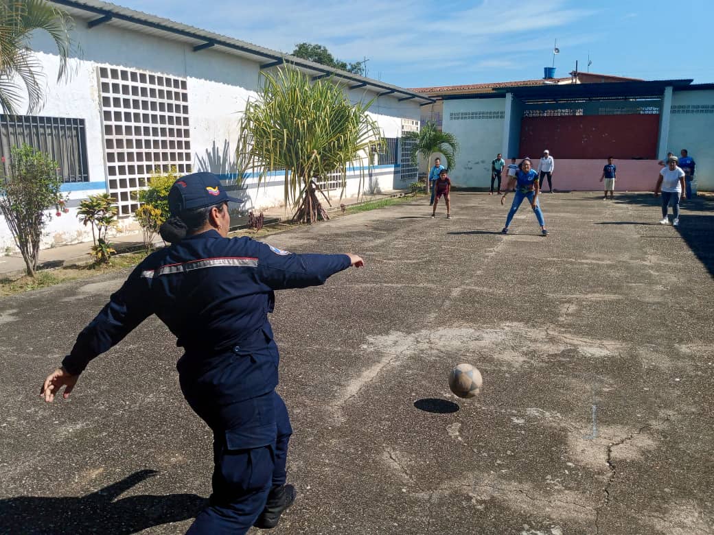 UEJP76's tweet photo. Plan Agosto de Escuelas Abiertas en la Esc Josefina Pimentel de Monay del CDCE La Paz Municipio Pampán #Trujillo @_LaAvanzadora @PtmsTrujillo
@gtorodelara 
@MPPEDUCACION @DIFD_Trujillo @ViceIP  @cdcetrujillo @Twitera74 @vicent_carvajal @DGCPatrimonioy2 #VenezuelaRecuperóLoSuyo https://t.co/IQJtF52pTQ