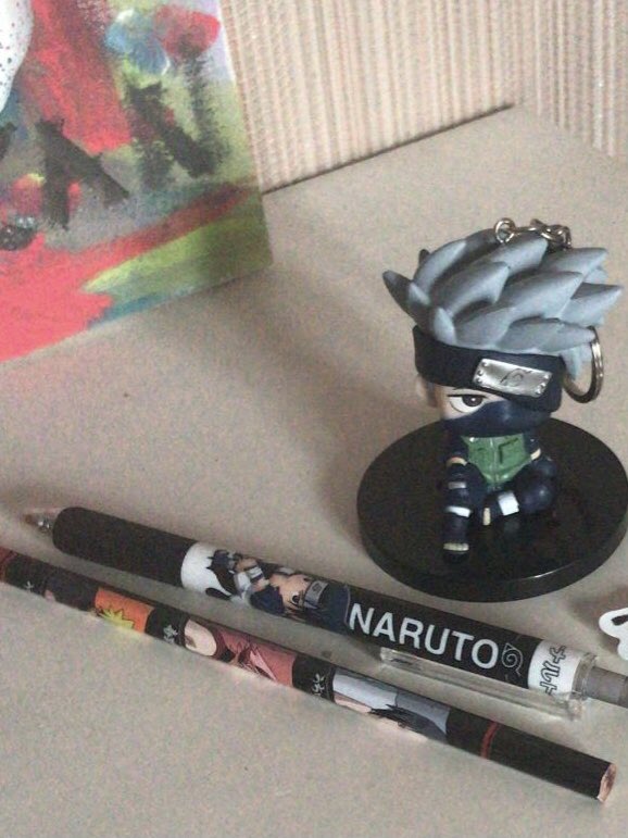 aleeeeepp's tweet photo. One of my students talk about Naruto a lot so I gave him this for his birthday. Sederhana dan mursida sekali but he was over the moon😆 today he talked about Naruto again but mostly gushed over Hinata https://t.co/m0UY2lZpp3