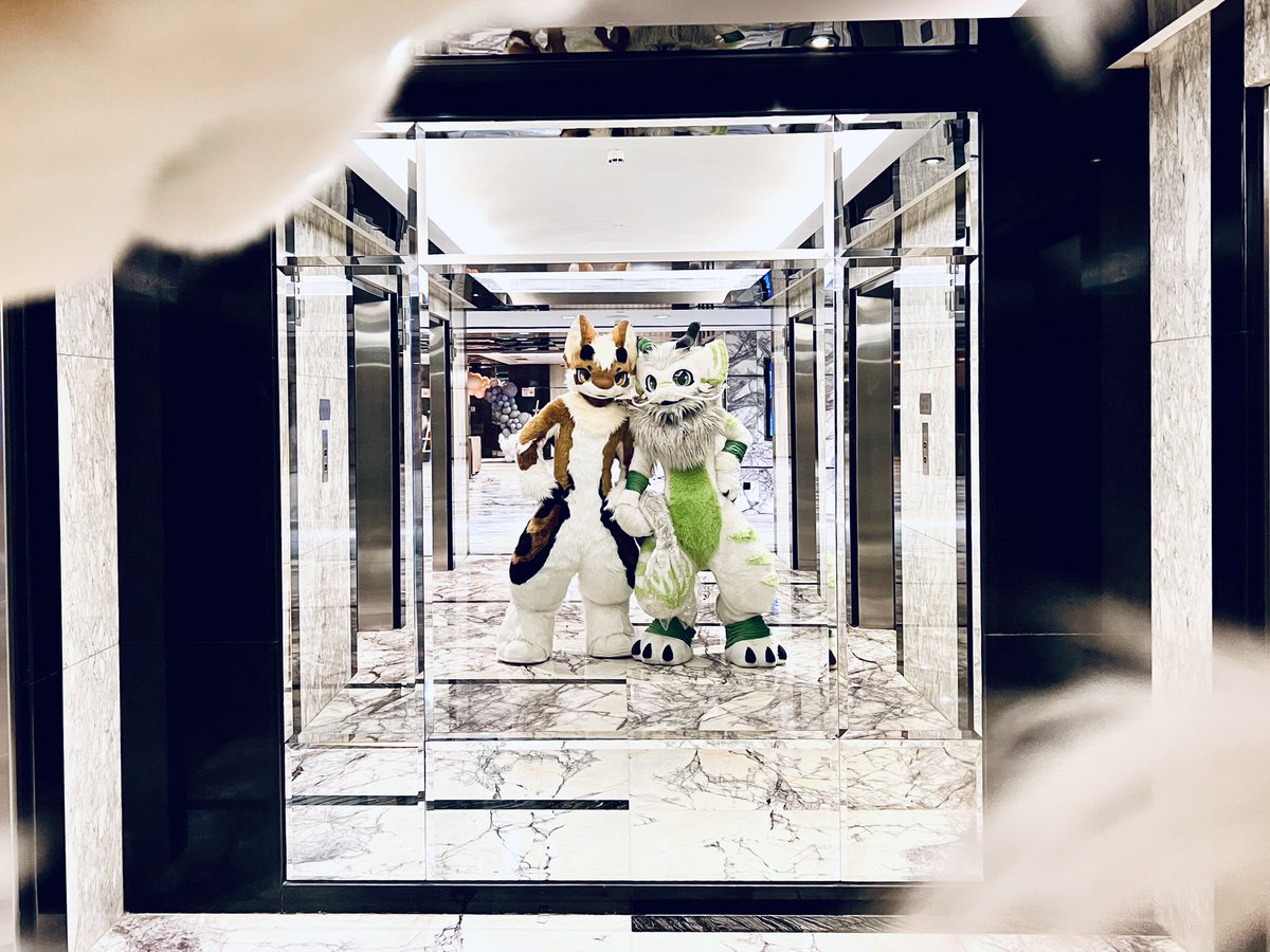 先丟一點極獸聚的合照